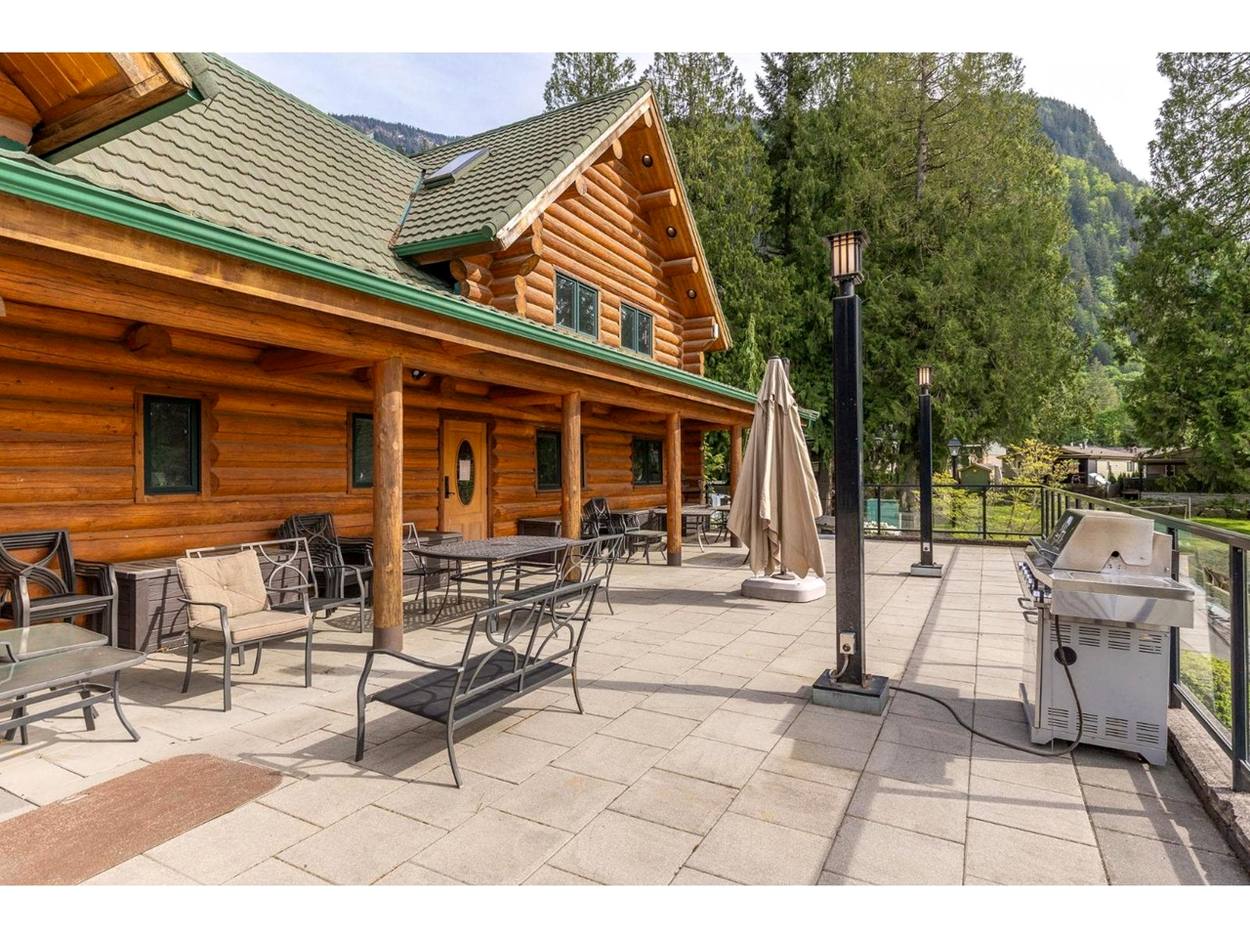 Clubhouse barbecue patio